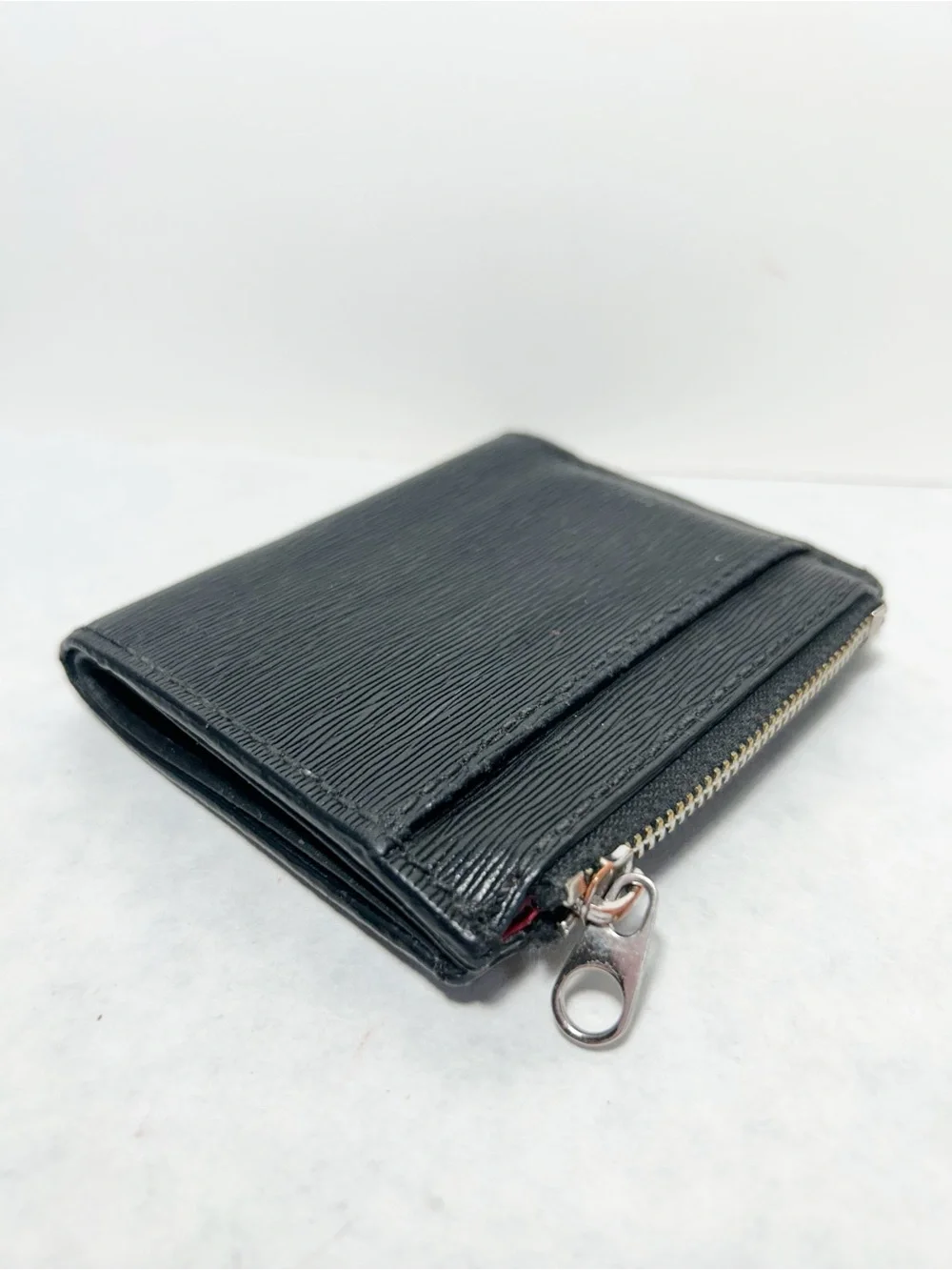 Lodis Black Textured Leather Bifold Zip Wallet RFID Protection EUC Women’s
